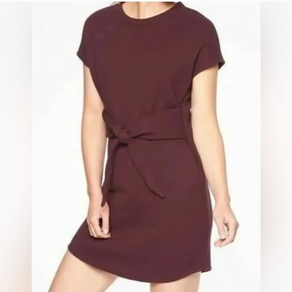 Athleta Embrace Sheath Cap Sleeves Pockets Burgundy Dress Size Xxs